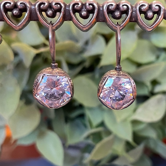 Silpada W2393 Cinema Star Cubic Zirconia Earrings - Picture 7 of 15